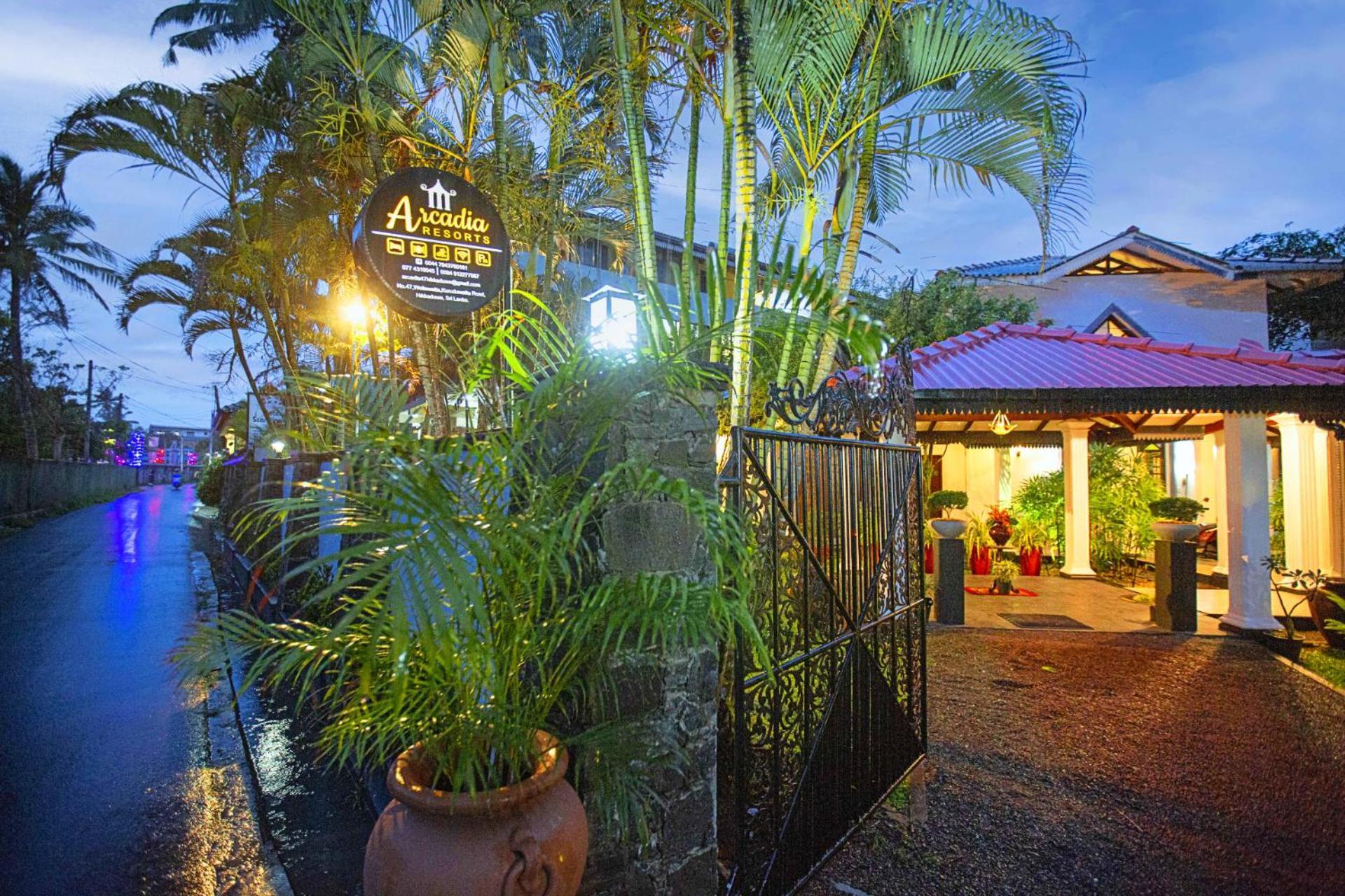 Arcadia Resort ヒッカドゥワ エクステリア 写真